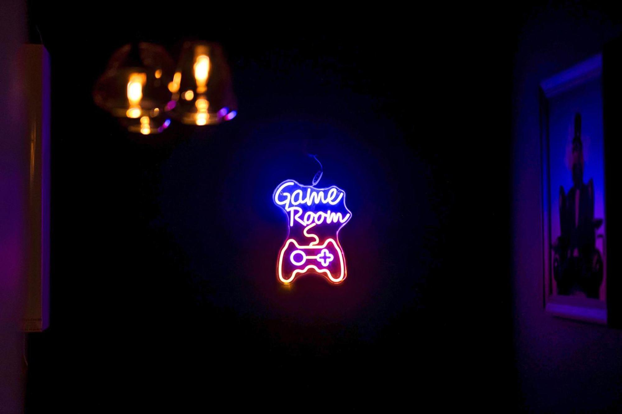 La Villa - Piscine / Karaoke / Jeux Fontaine  エクステリア 写真